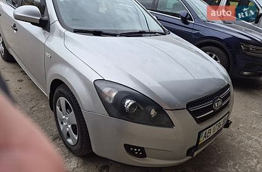 Хэтчбек Kia Ceed 2008 в Виннице
