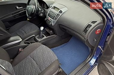 Универсал Kia Ceed 2007 в Горохове