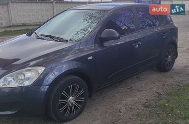 Хэтчбек Kia Ceed 2008 в Харькове
