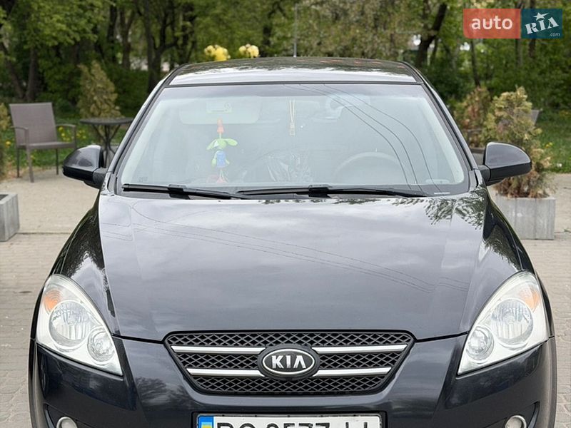 Хэтчбек Kia Ceed 2007 в Львове