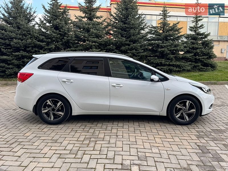Универсал Kia Ceed 2015 в Харькове