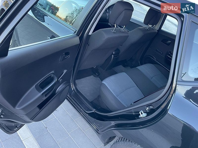 Универсал Kia Ceed 2012 в Городке