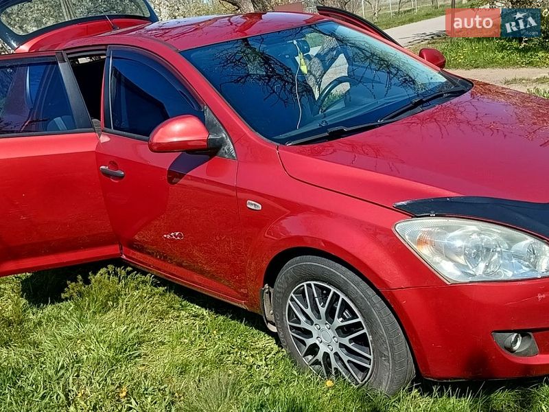 Хэтчбек Kia Ceed 2007 в Полтаве