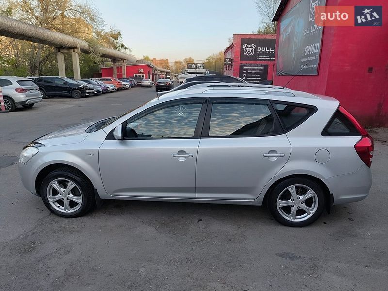 Універсал Kia Ceed 2009 в Києві