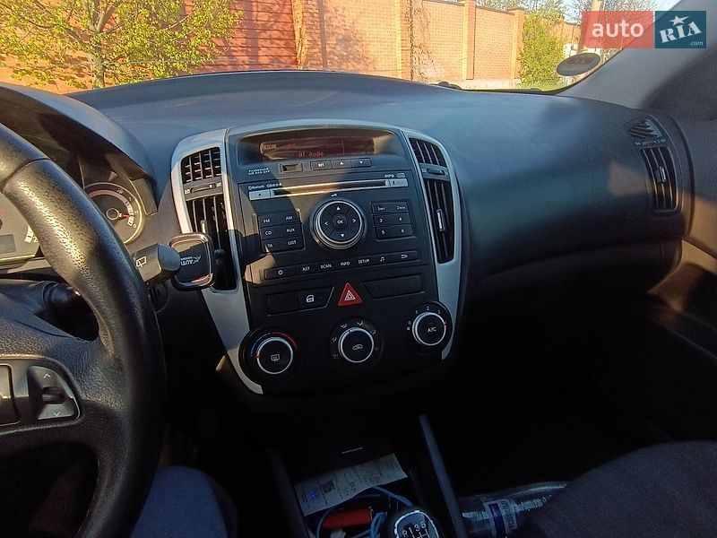 Универсал Kia Ceed 2012 в Вите-Почтовой