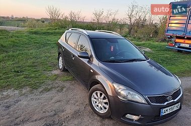 Универсал Kia Ceed 2012 в Ладыжине