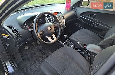 Универсал Kia Ceed 2012 в Ладыжине