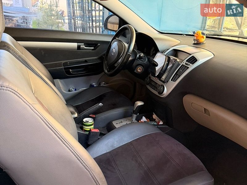 Хетчбек Kia Ceed 2008 в Києві