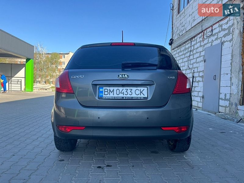 Хетчбек Kia Ceed 2011 в Ладижині