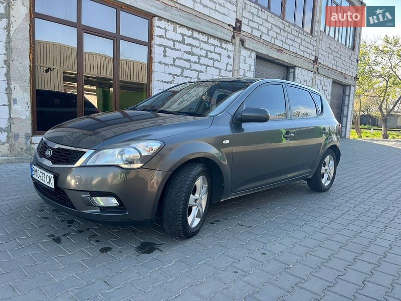 Хетчбек Kia Ceed 2011 в Ладижині