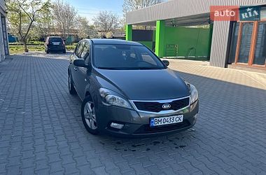 Хетчбек Kia Ceed 2011 в Ладижині