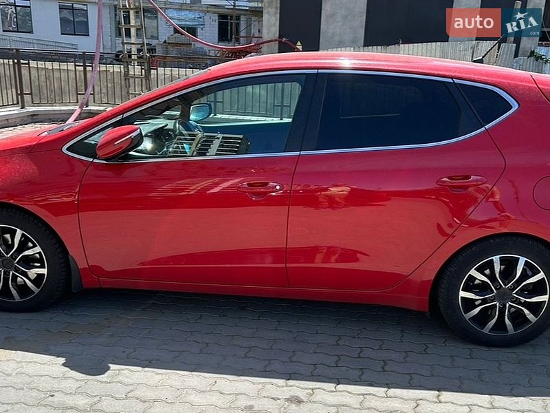 Хетчбек Kia Ceed 2017 в Івано-Франківську
