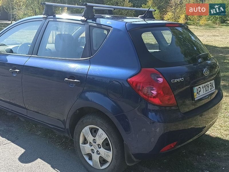 Хетчбек Kia Ceed 2008 в Запоріжжі