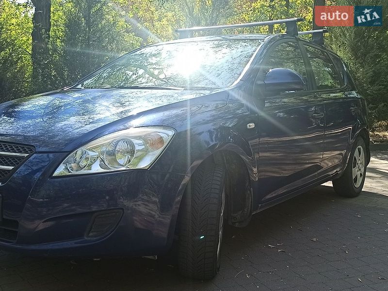 Хетчбек Kia Ceed 2008 в Запоріжжі