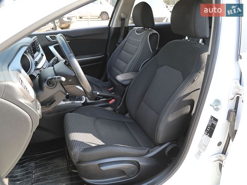 Хэтчбек Kia Ceed 2019 в Харькове