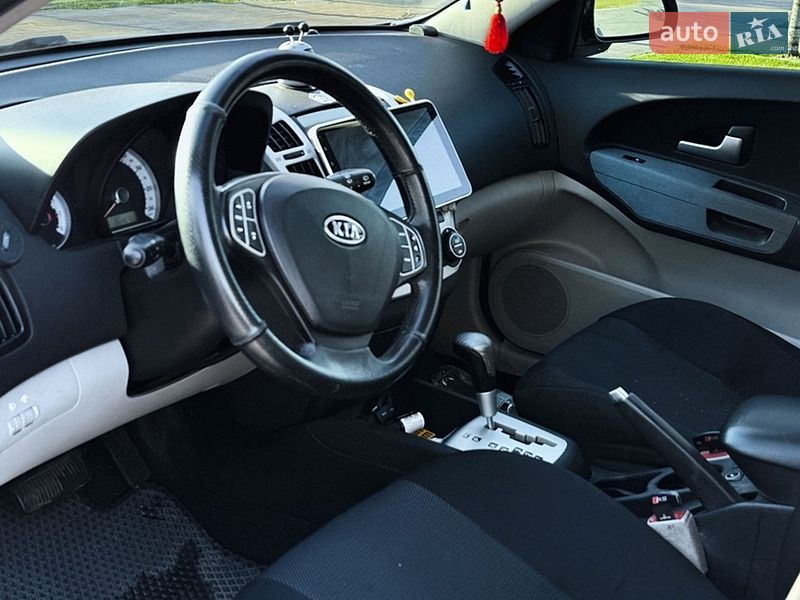 Универсал Kia Ceed 2008 в Кременчуге