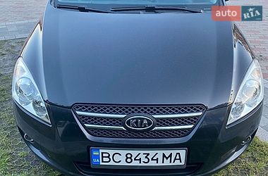 Хэтчбек Kia Ceed 2008 в Львове