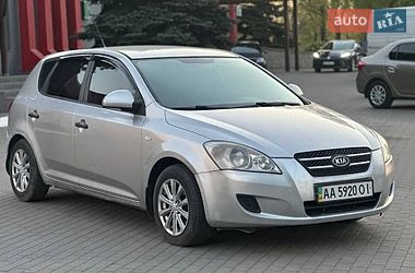 Хэтчбек Kia Ceed 2008 в Павлограде
