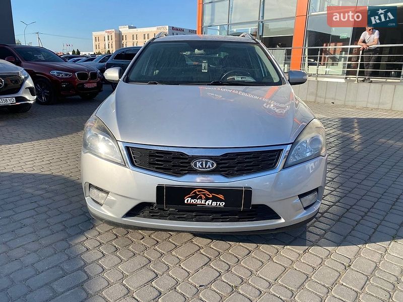 Универсал Kia Ceed 2010 в Львове