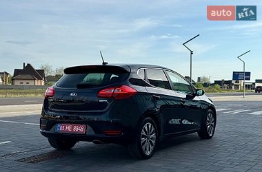 Хэтчбек Kia Ceed 2015 в Луцке