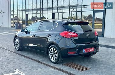 Хэтчбек Kia Ceed 2015 в Луцке