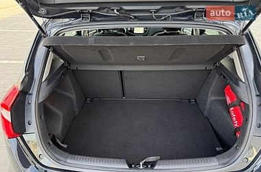 Хэтчбек Kia Ceed 2015 в Луцке