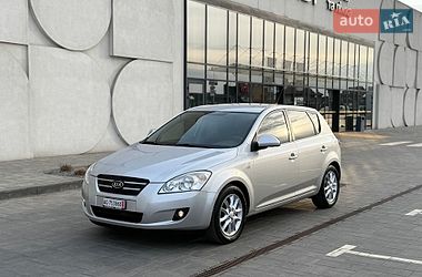 Хэтчбек Kia Ceed 2007 в Луцке