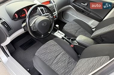 Хэтчбек Kia Ceed 2007 в Луцке