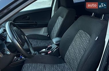 Хэтчбек Kia Ceed 2008 в Одессе