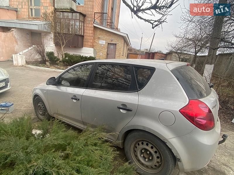Хетчбек Kia Ceed 2008 в Рівному