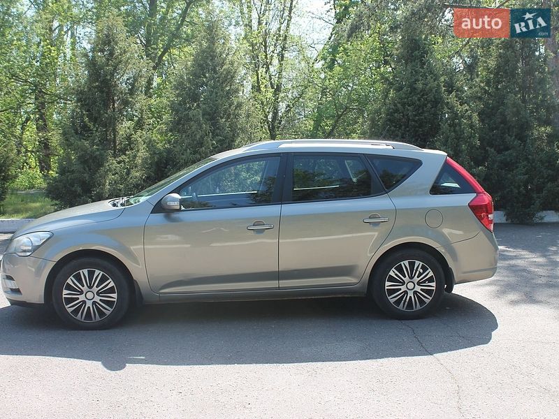 Універсал Kia Ceed 2010 в Черкасах
