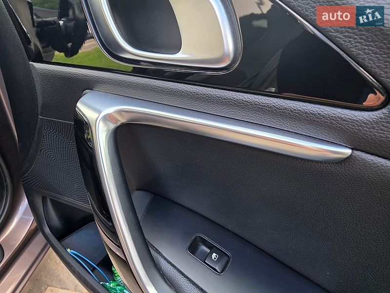 Хэтчбек Kia Ceed 2019 в Сарнах