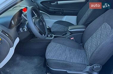 Хетчбек Kia Ceed 2009 в Львові