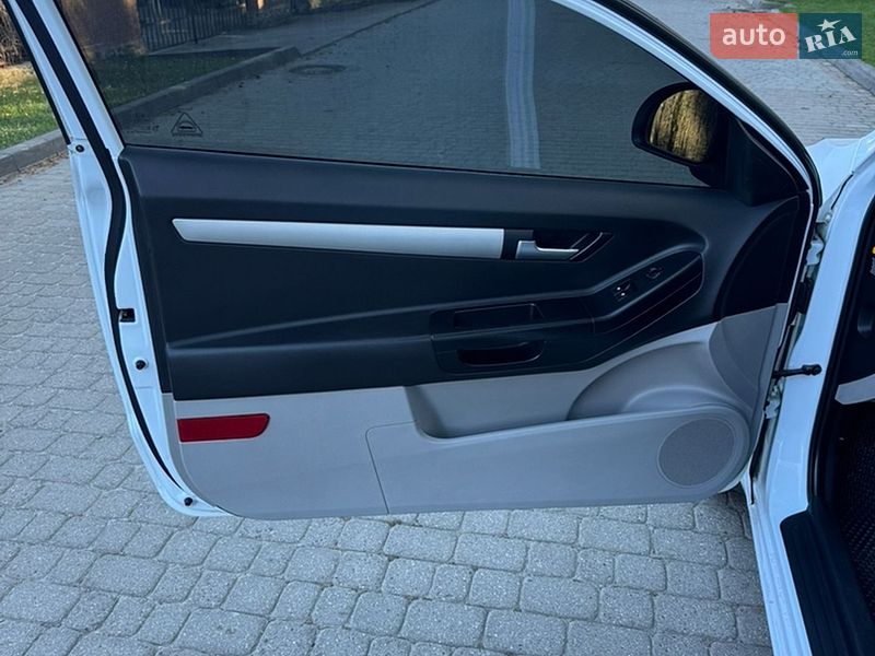 Хетчбек Kia Ceed 2009 в Львові