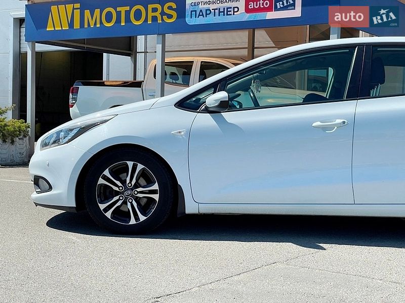 Хетчбек Kia Ceed 2013 в Києві