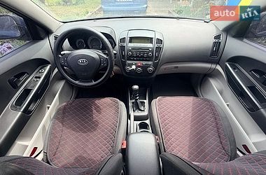 Хетчбек Kia Ceed 2007 в Дніпрі