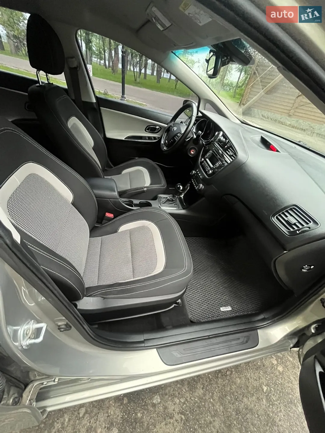 2017 Kia Cee'd - мініатюра 36