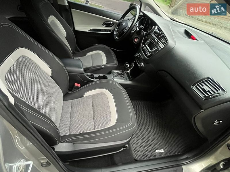 Универсал Kia Ceed 2017 в Киеве