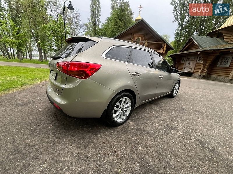 Универсал Kia Ceed 2017 в Киеве