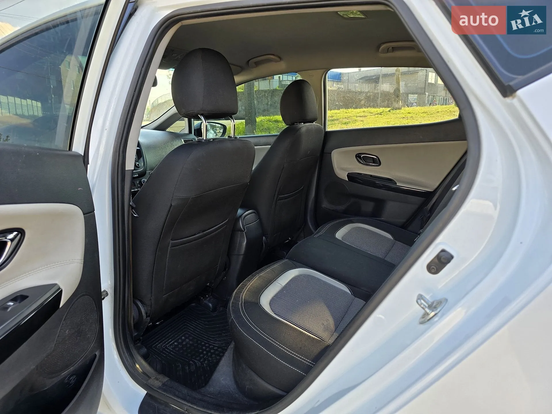 2014 Kia Cee'd - мініатюра 32
