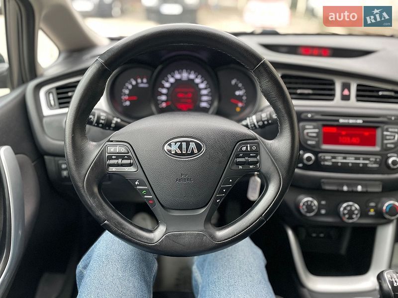 Універсал Kia Ceed 2015 в Сумах