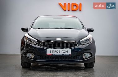 Хэтчбек Kia Ceed 2012 в Киеве
