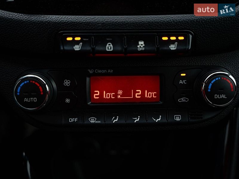 Хэтчбек Kia Ceed 2012 в Киеве