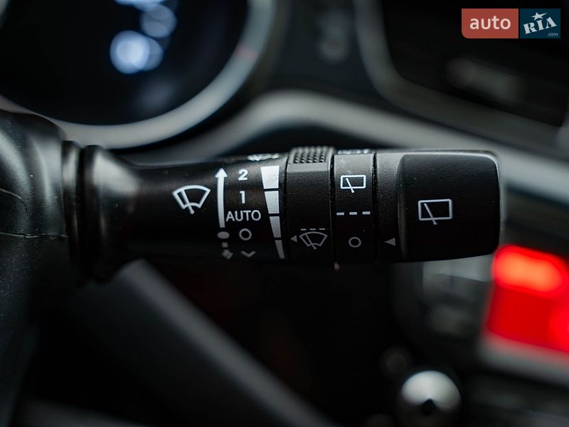 Хэтчбек Kia Ceed 2012 в Киеве