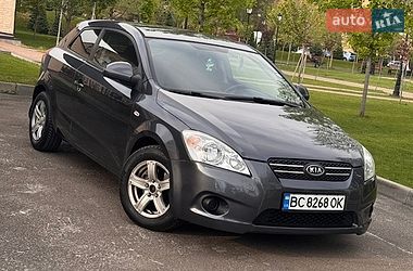 Хетчбек Kia Ceed 2008 в Києві