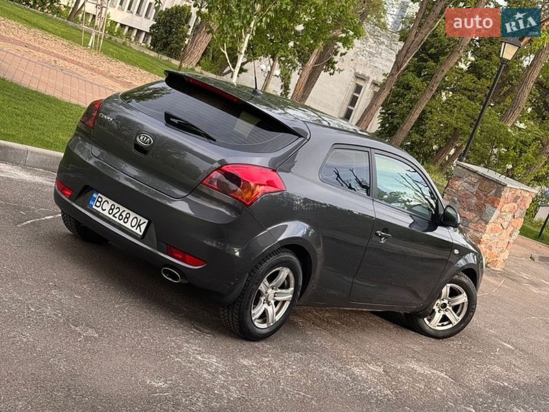 Хетчбек Kia Ceed 2008 в Києві
