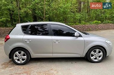 Хетчбек Kia Ceed 2008 в Києві