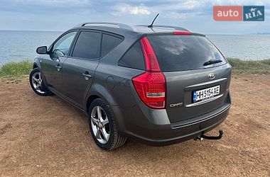 Универсал Kia Ceed 2010 в Николаеве фото 6 Универсал Kia Ceed 2010 в Николаеве