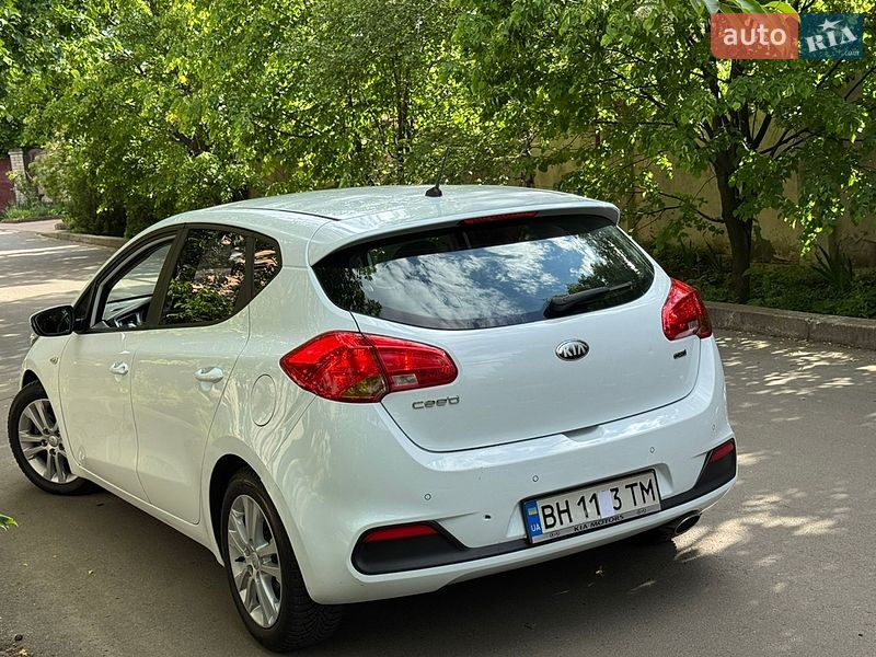 Хетчбек Kia Ceed 2013 в Одесі