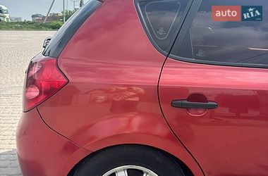 Хэтчбек Kia Ceed 2008 в Львове